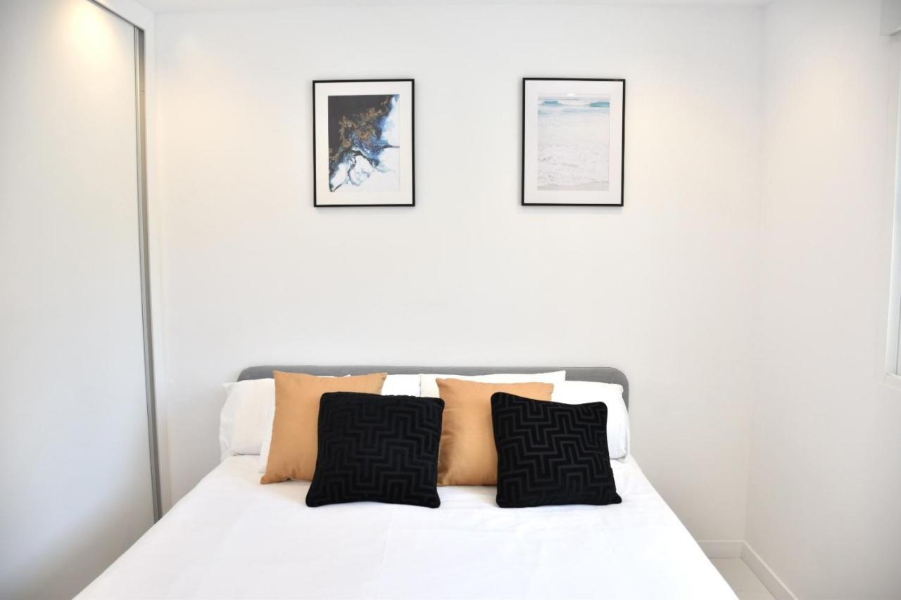 Myflats Deluxe Seafront Apartment Arenales del Sol Ngoại thất bức ảnh